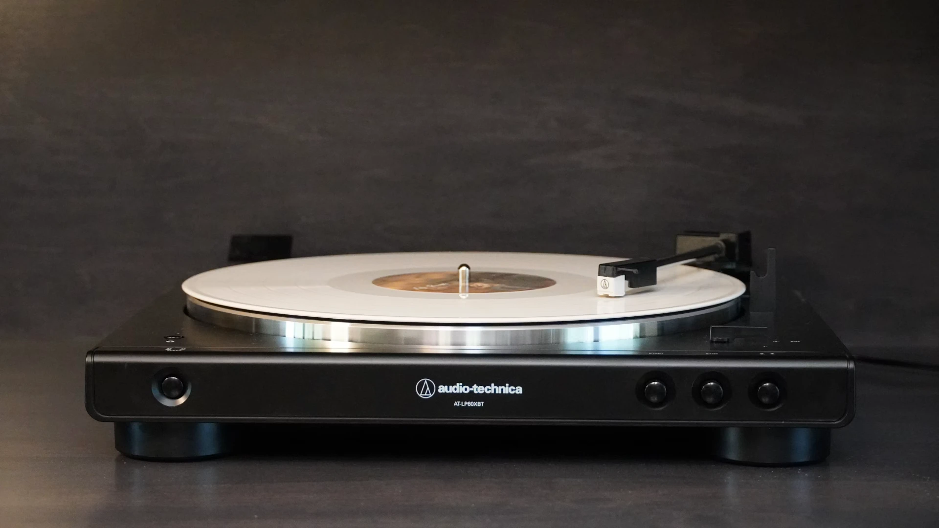 Begagnade skivspelare och vinyltillbehör på Hifimarknaden