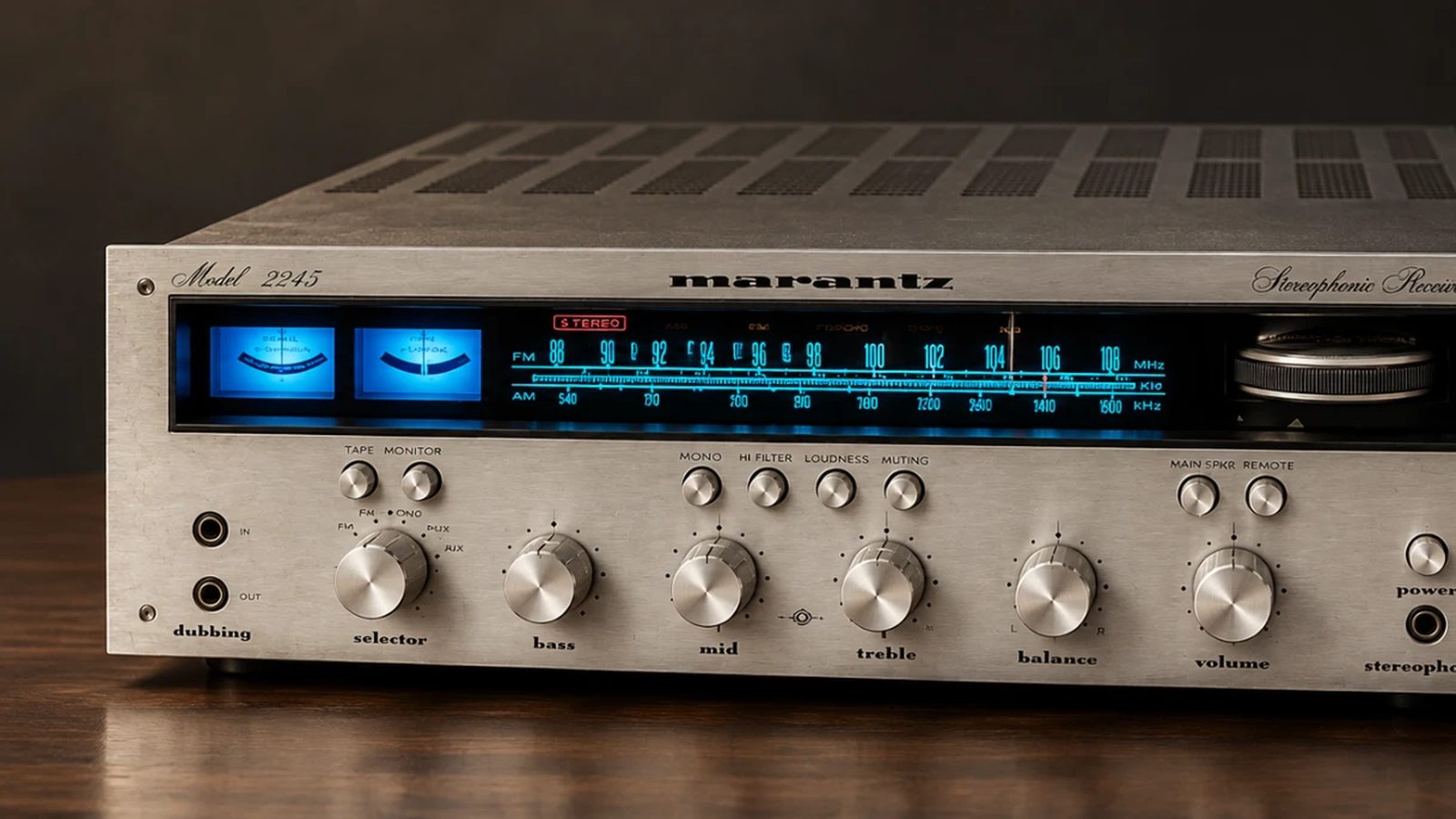Begagnade vintage-HiFi på Hifimarknaden
