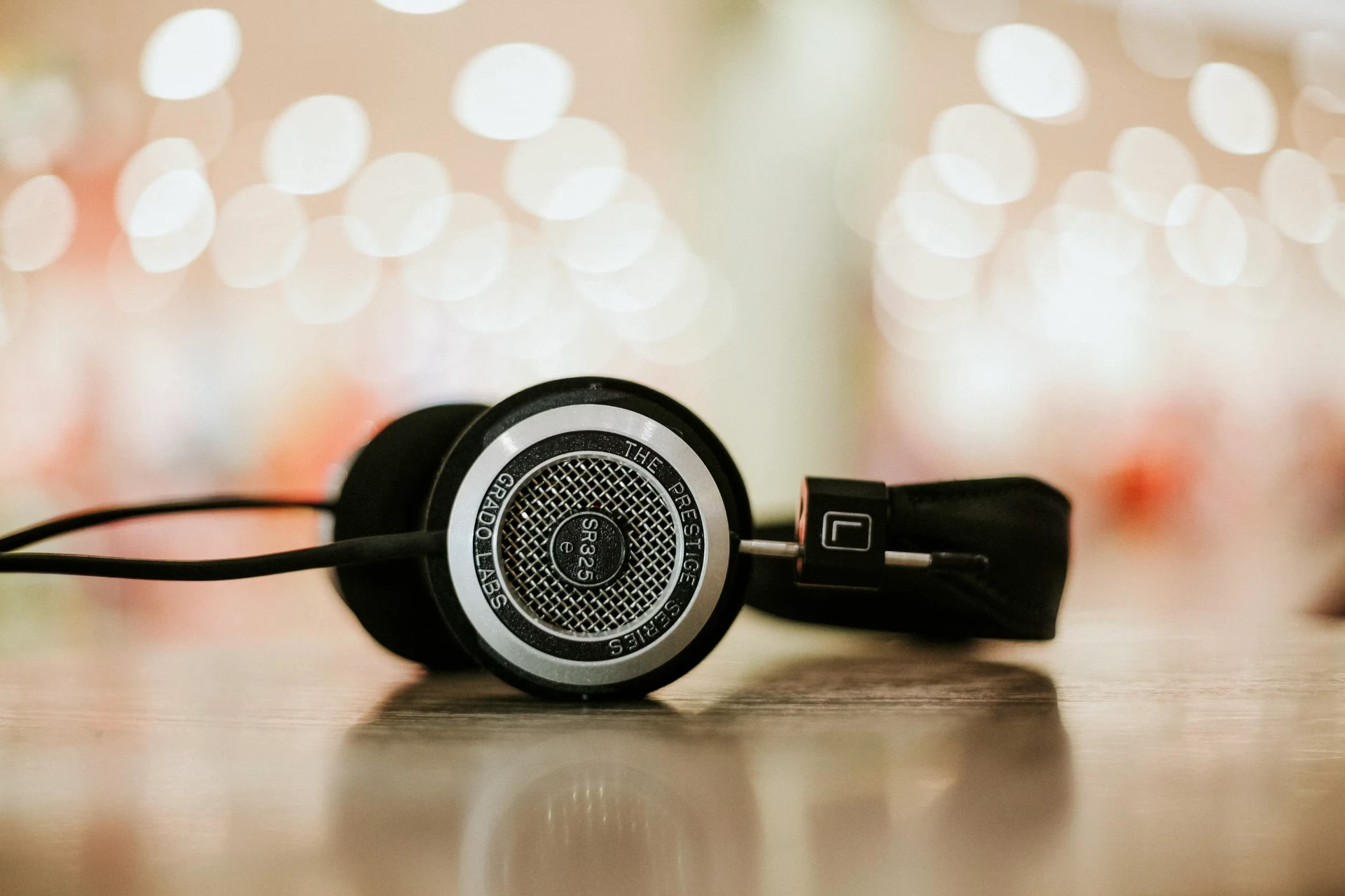 Begagnade hörlurar på Hifimarknaden